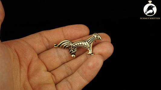 Tierbrosche im keltischen Stil - mit nordischer Ornamentik (Hahn)