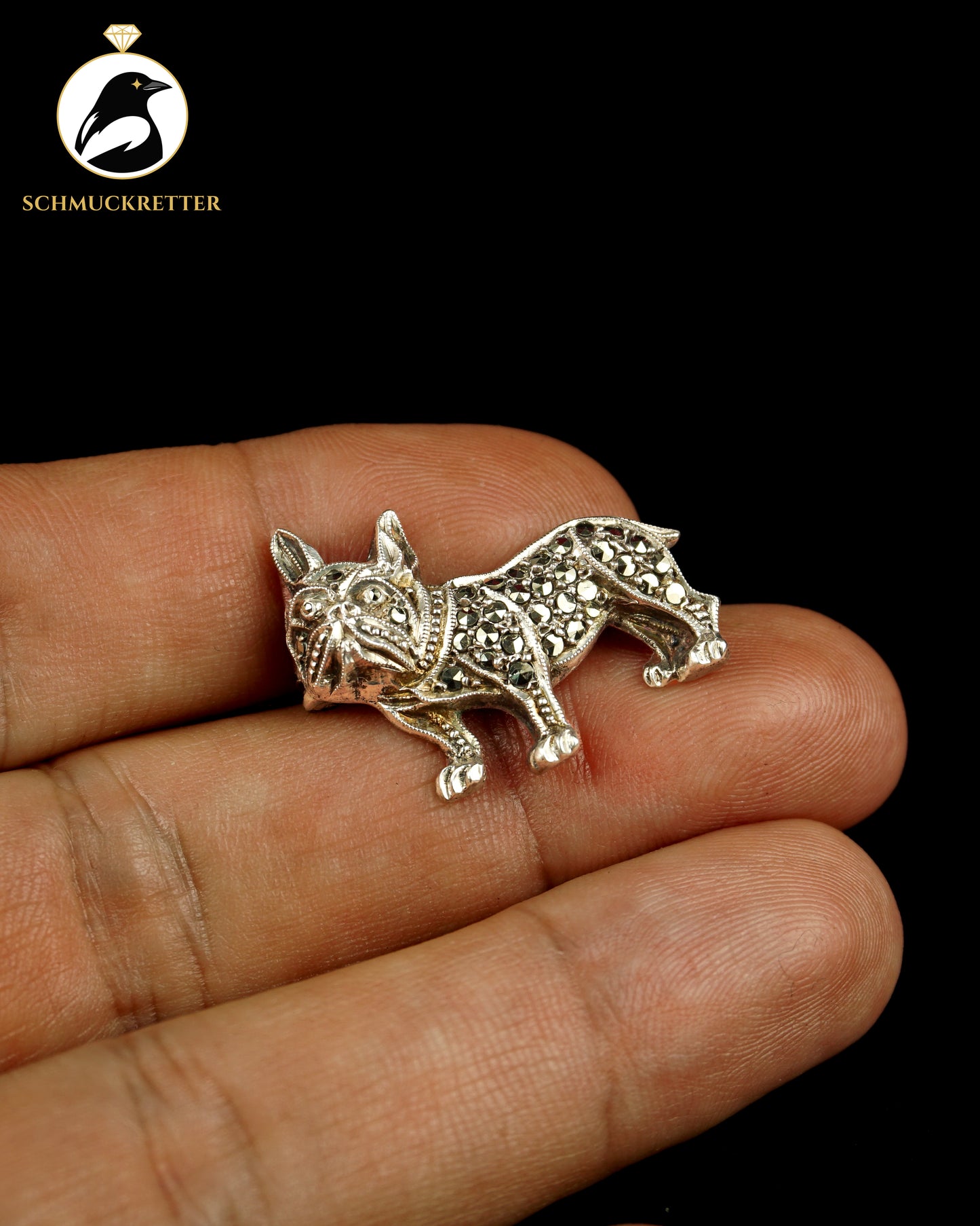 Französische Bulldogge: Brosche aus 925 Silber mit Markasiten