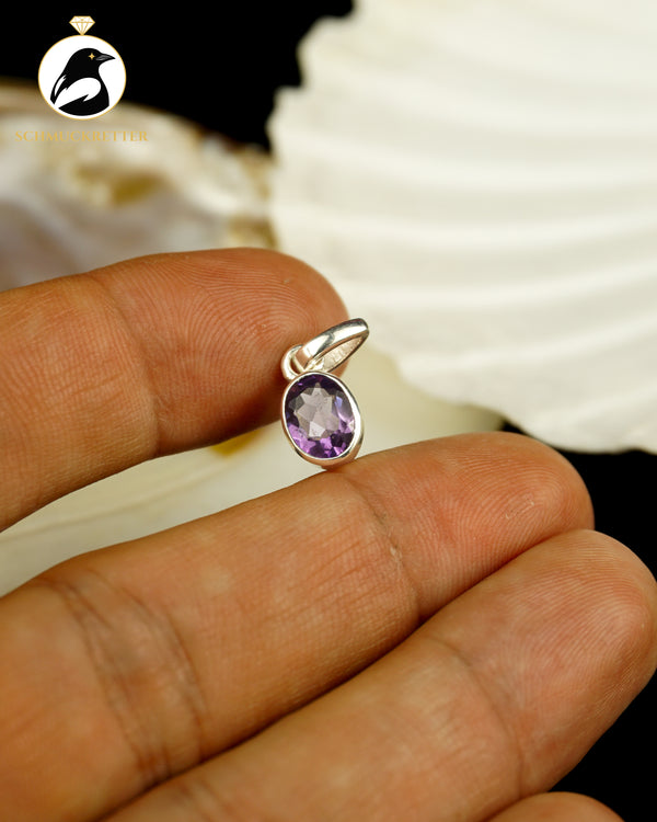 Amethyst Anhänger gefasst in 925 Silber