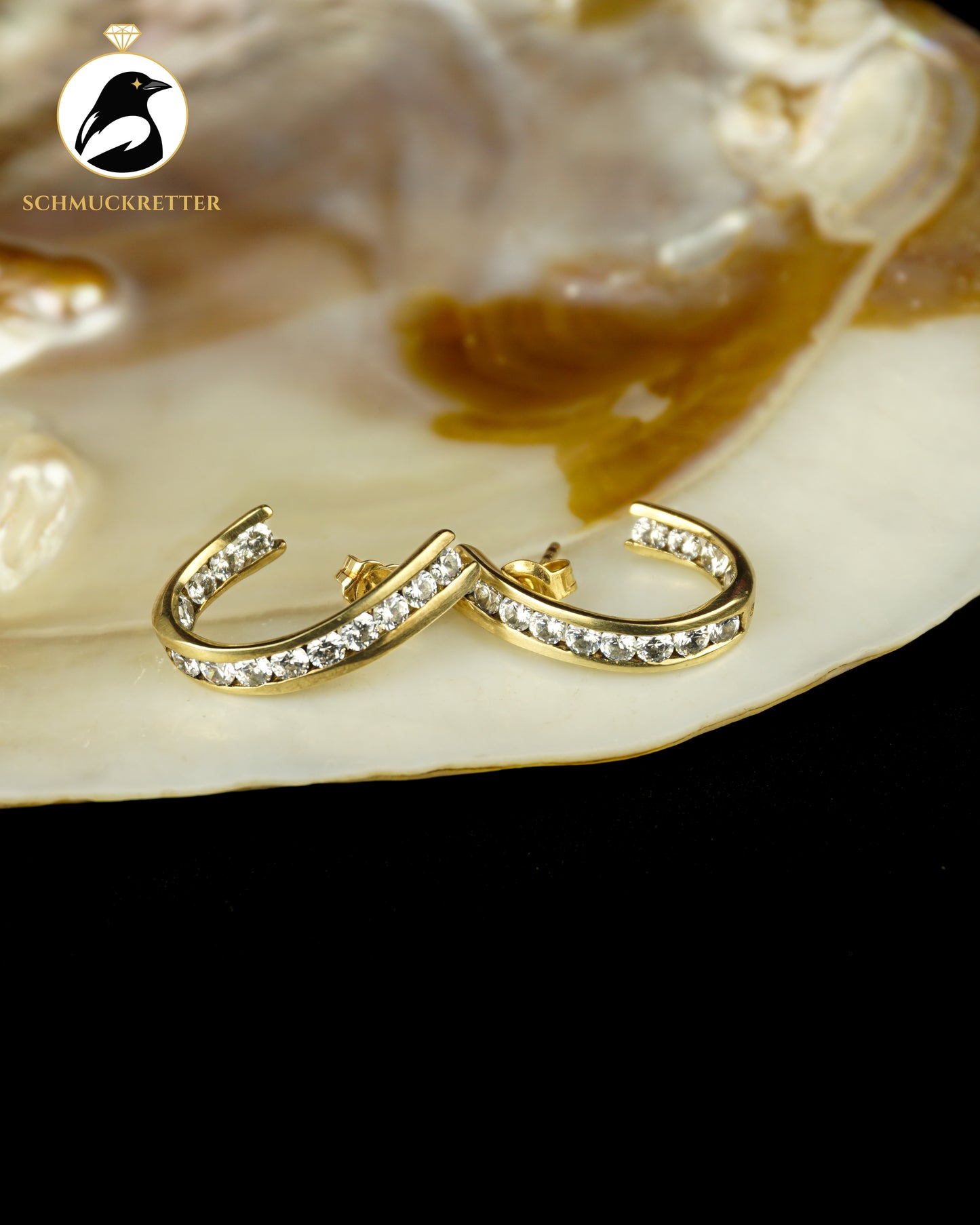 Halbcreolen aus 585 Gold mit funkelnden Zirkonia