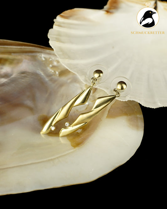 Lange 333 Gold Ohrringe mit einem Zirkonia