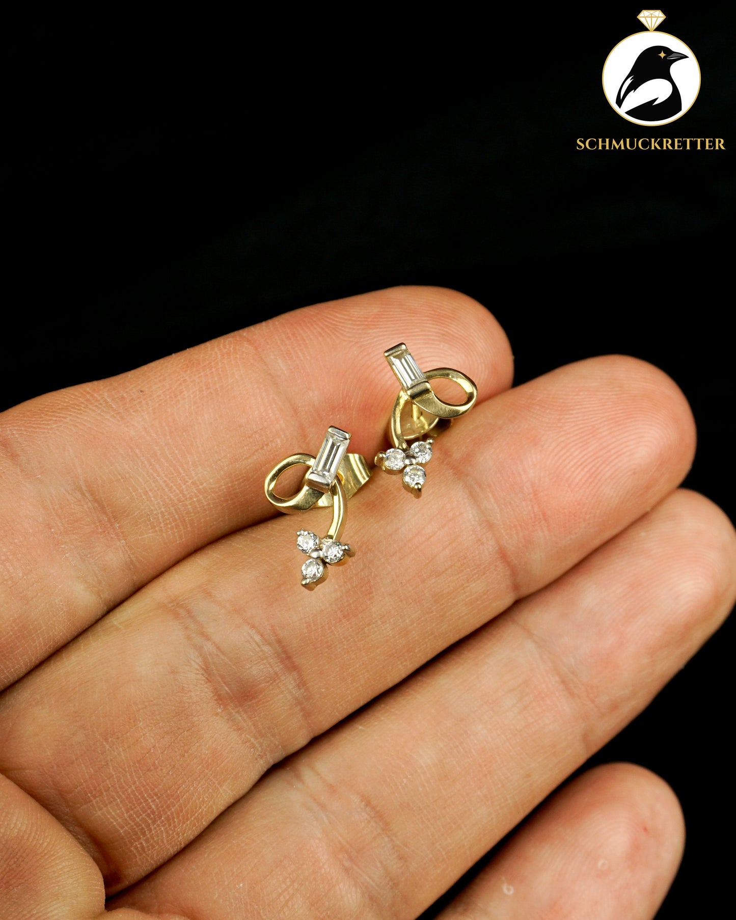 Bicolor-Ohrstecker aus 750 Gold mit Zirkonia – Ägypten