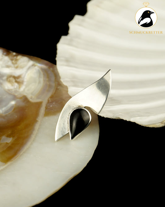 Einzelner, großer Ohrstecker – 925 Silber mit schwarzem Onyx, handwerklich gearbeitet, SALE