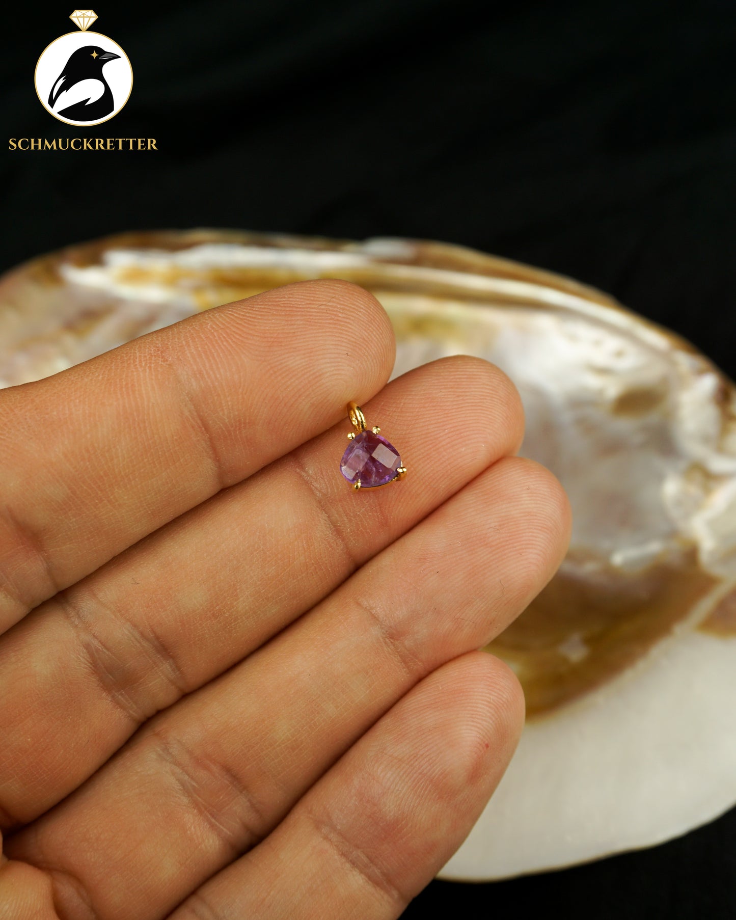 Facettierter Amethyst Anhänger gefasst in vergoldetem 925 Silber