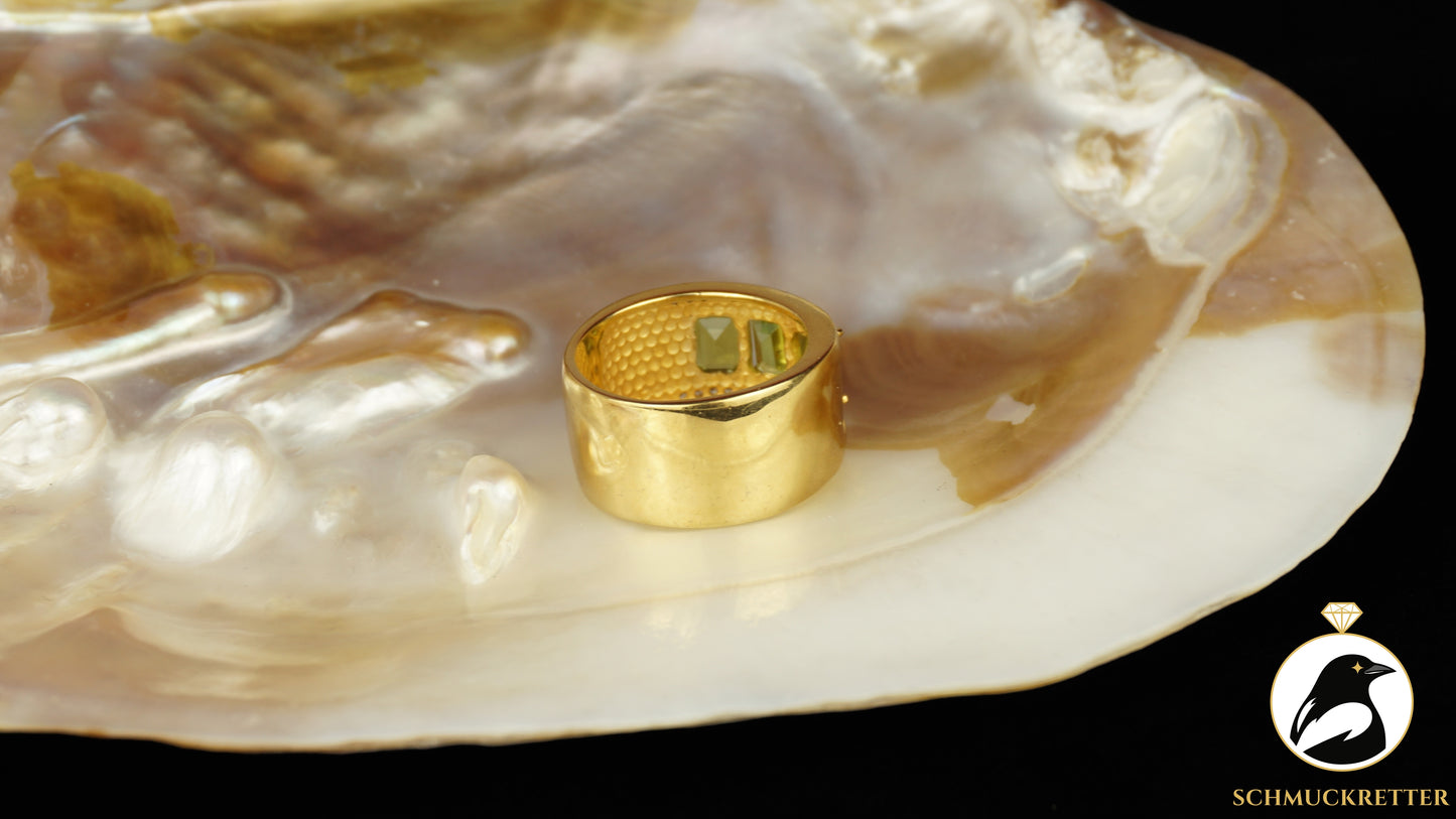 Breiter Ring aus vergoldetem 316 Edelstahl mit Peridot und Zirkonia, Gr. 60