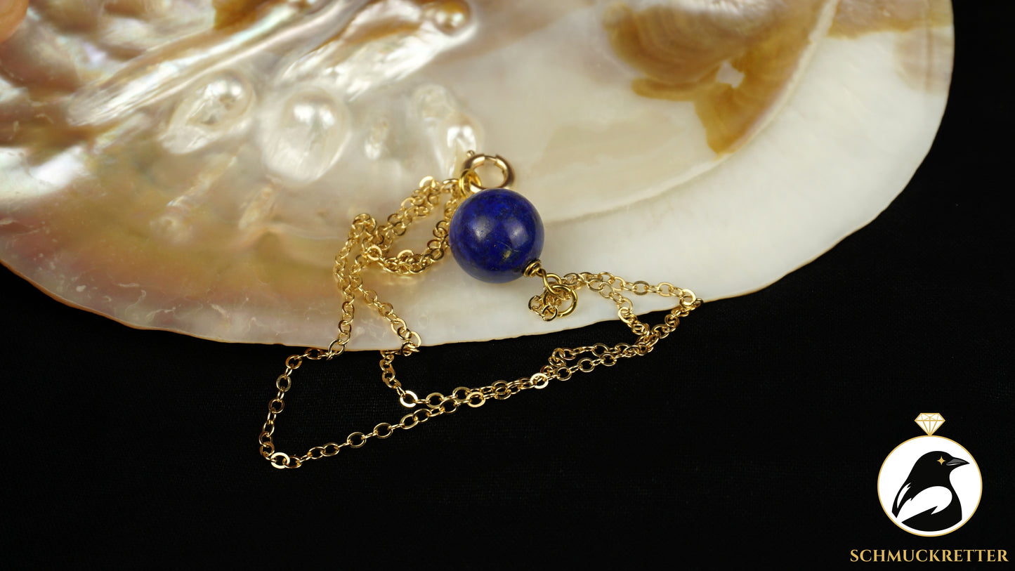 Vergoldete Kette mit Lapislazuli-Anhänger