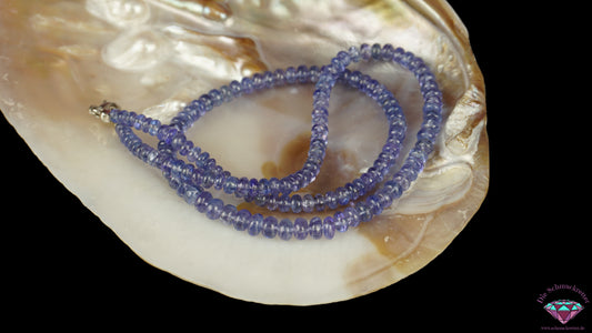 Sogni d'oro: Hochwertige Tansanit Halskette mit 585 Weißgold Verschluss, 90ct