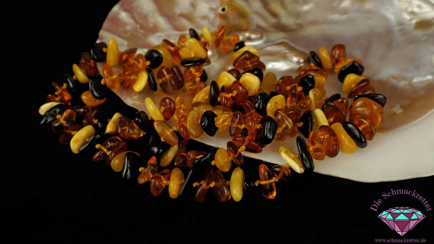 Mehrfarbige Bernsteinkette mit Drehverschluss, 83,5cm