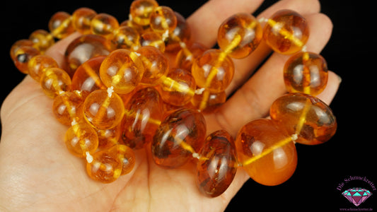 Massive Kette aus rekonstruiertem Bernstein im Größenverlauf, Vintage