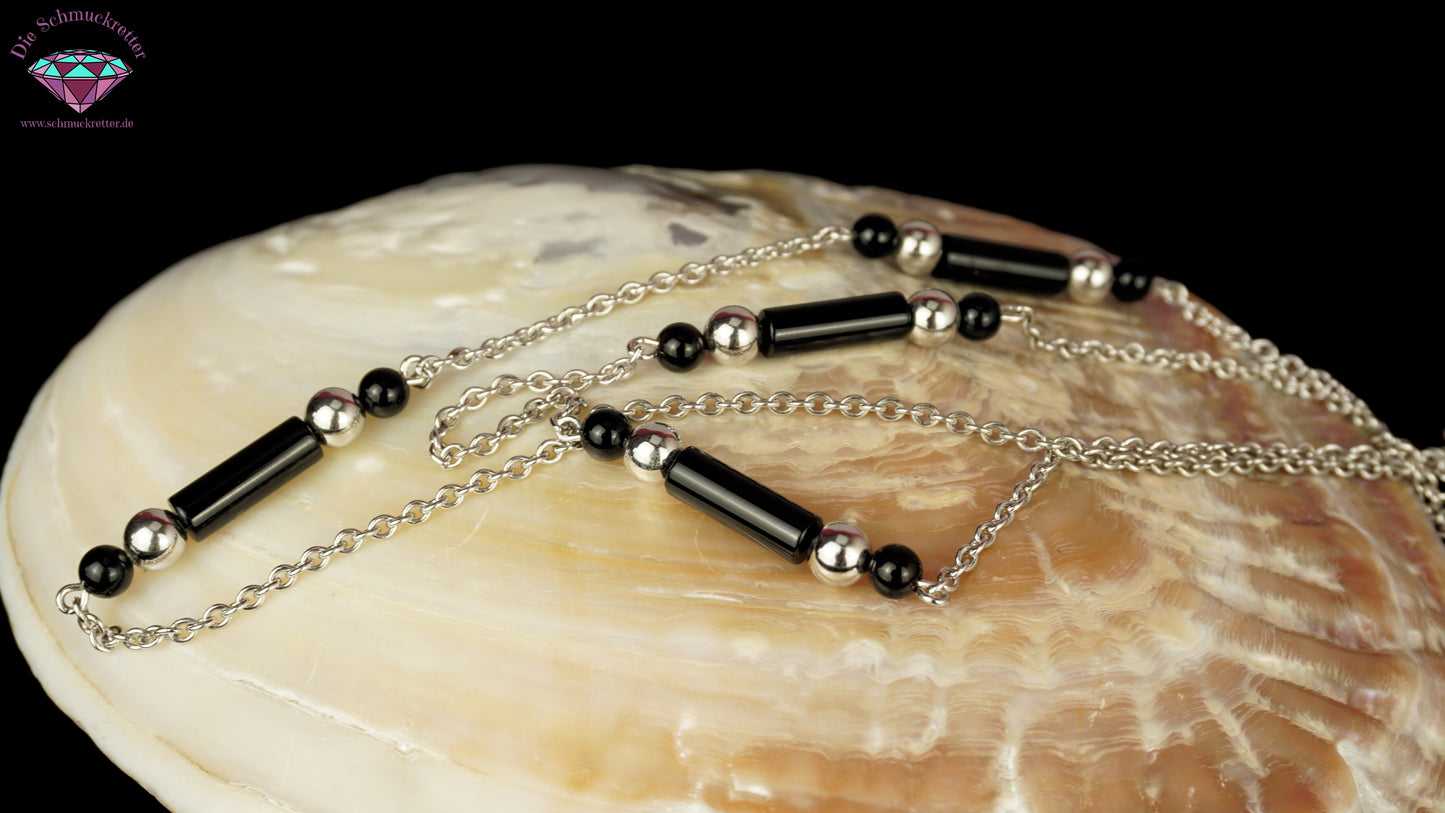 Lange Kette aus 835 Silber mit Onyx, Vintage
