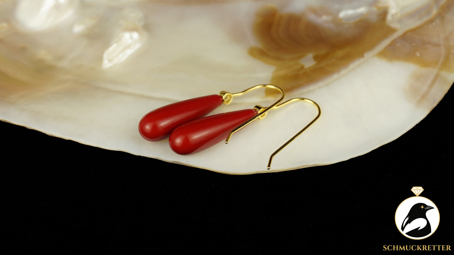 Tropfenohrringe aus roter Koralle mit Zirkonia - vergoldetes 925 Silber