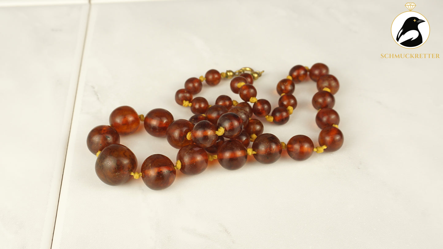 Collier aus Bernsteinkugeln (6)