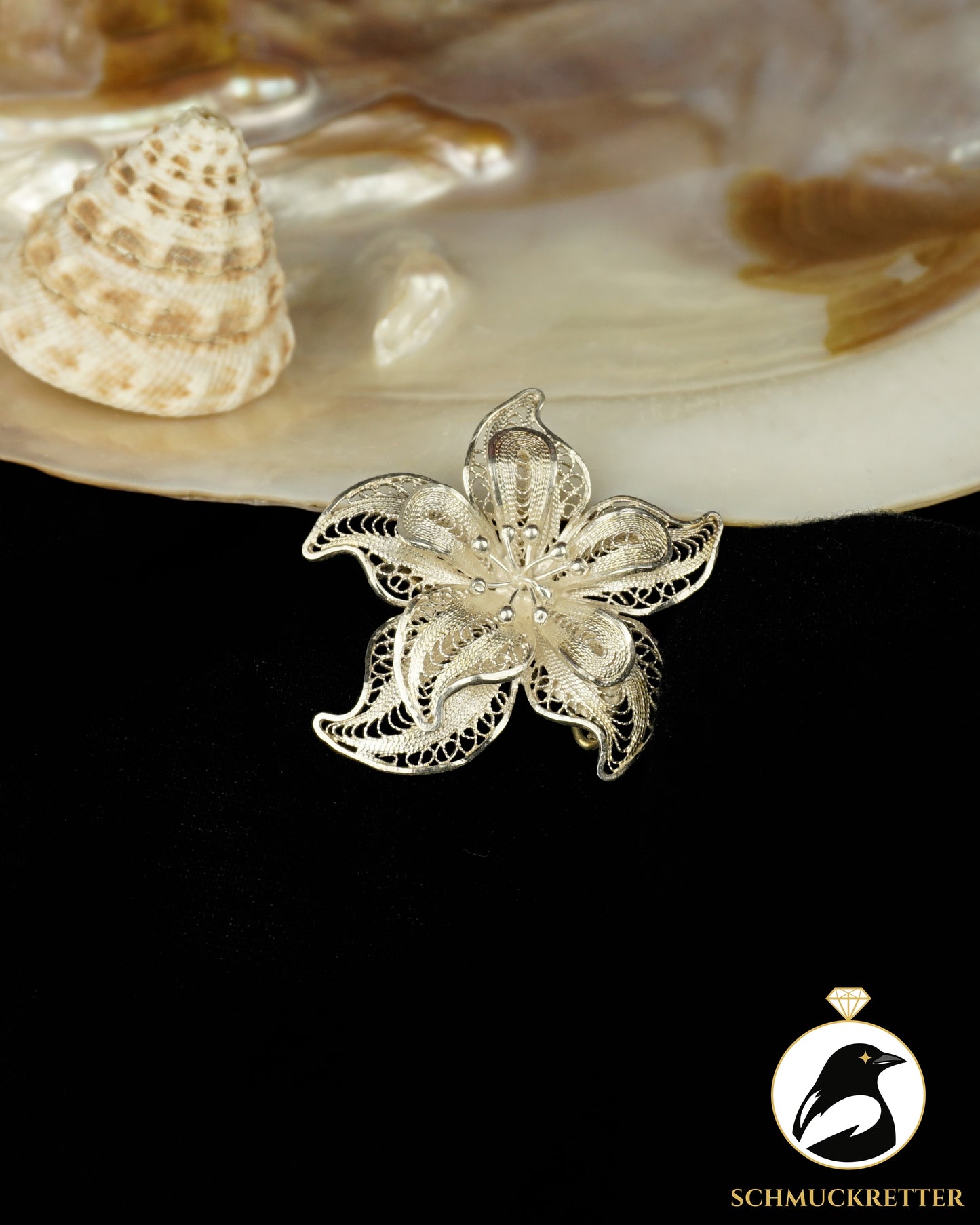 Filigrane Blütenbrosche aus 925 Silber
