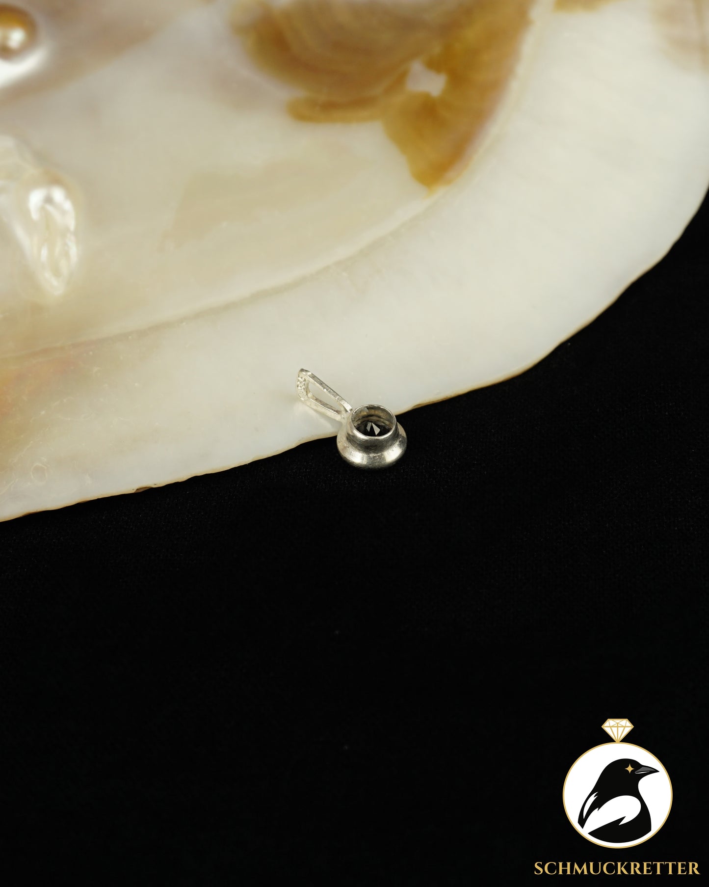 Weißer Spinell Anhänger - gefasst in 835 Silber