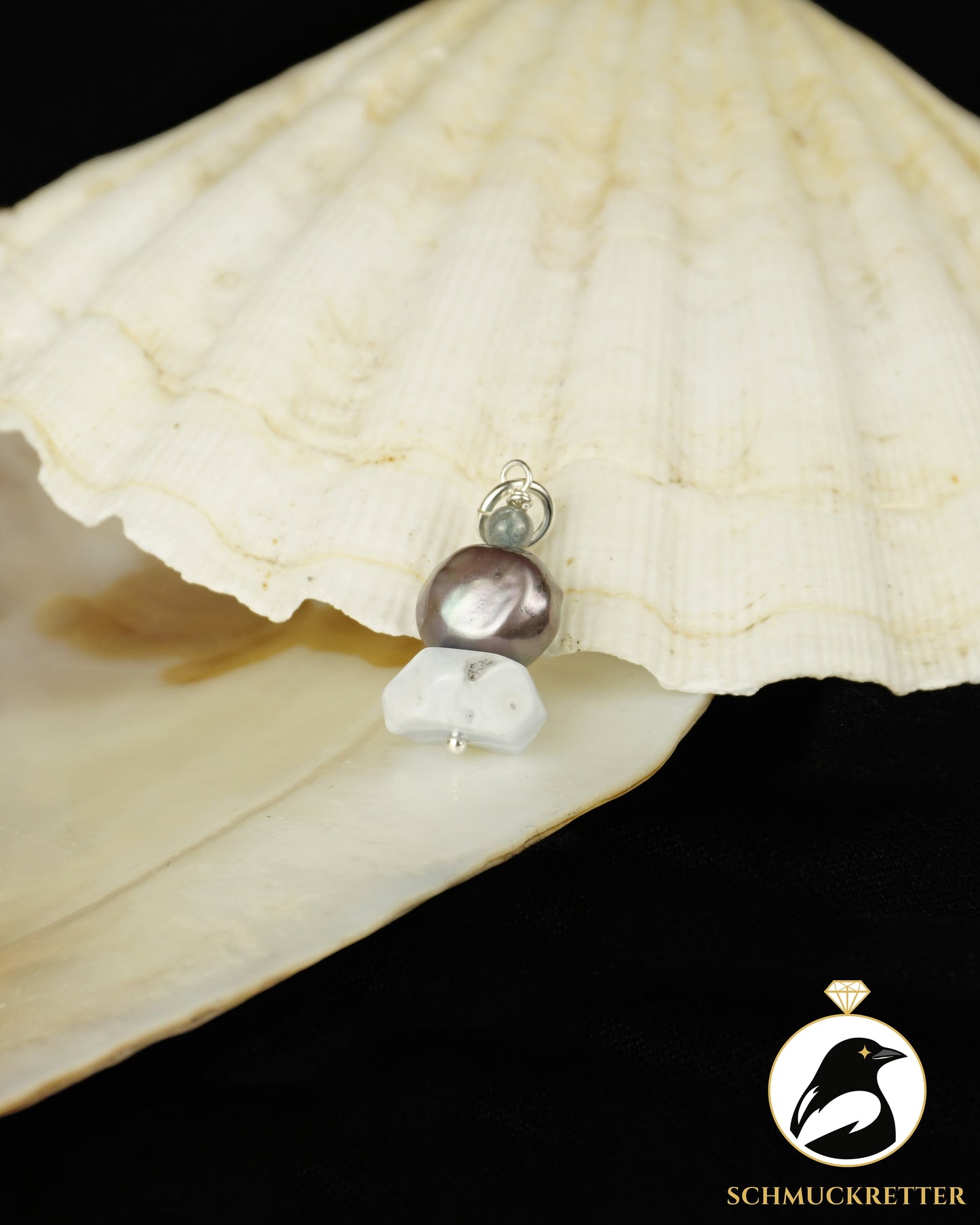 Chalcedon-Anhänger mit blauem Turmalin & Perle aus 925 Silber - Unikat