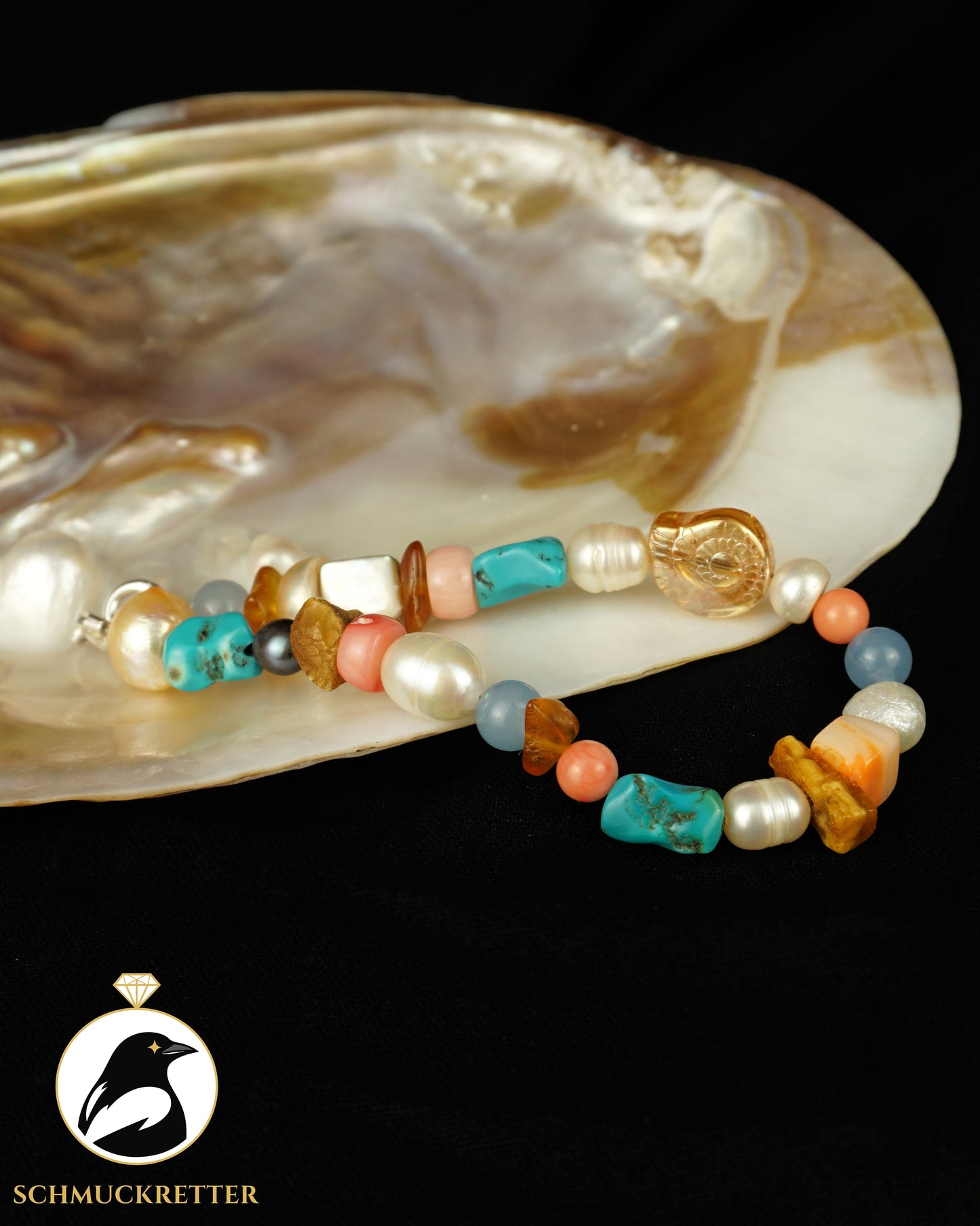 Strandgut 3: Armband mit Türkis, Bernstein, Perlen, Glasschnecken (Unikat)