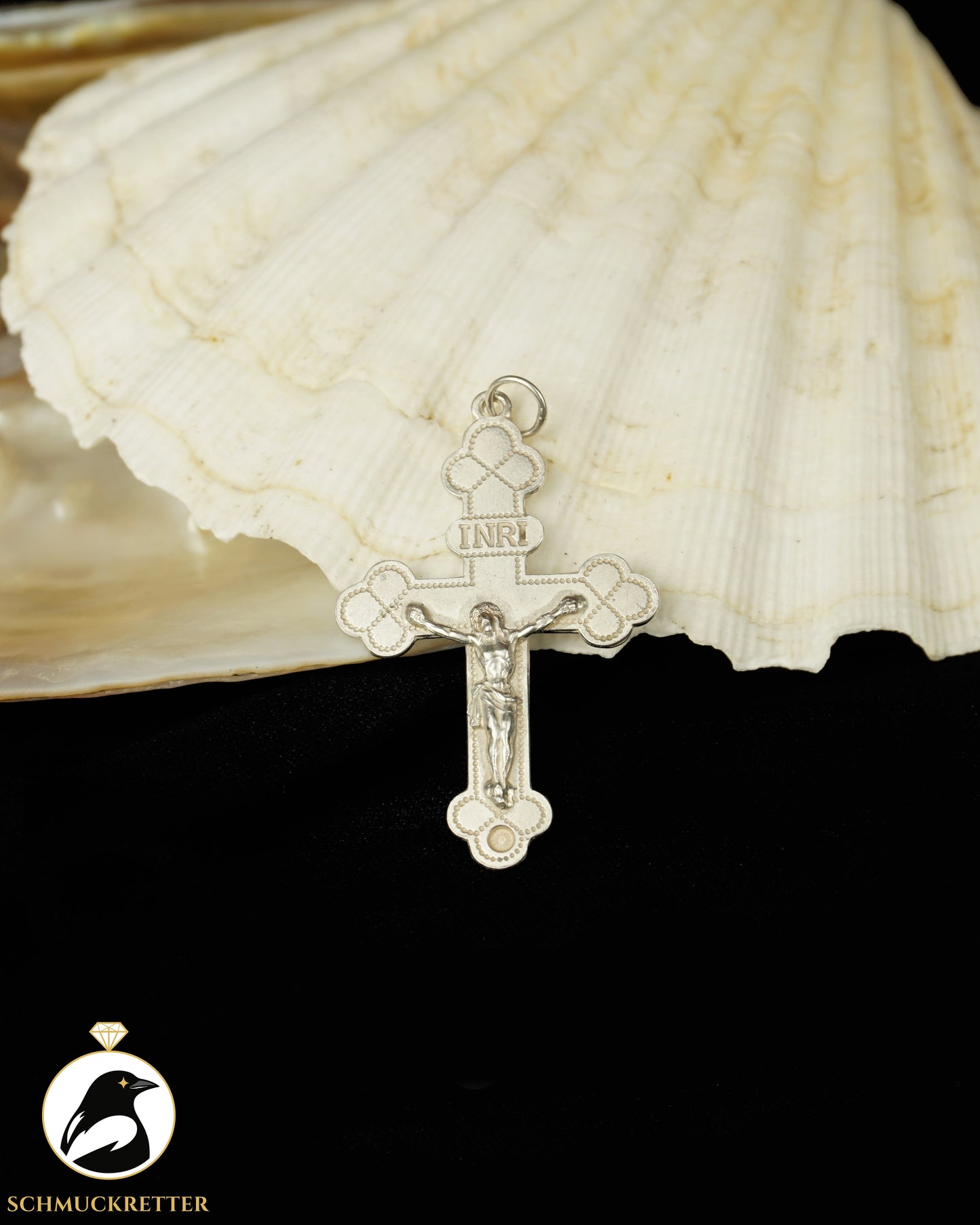 Jesus am Kreuz - Anhänger aus 800 Silber