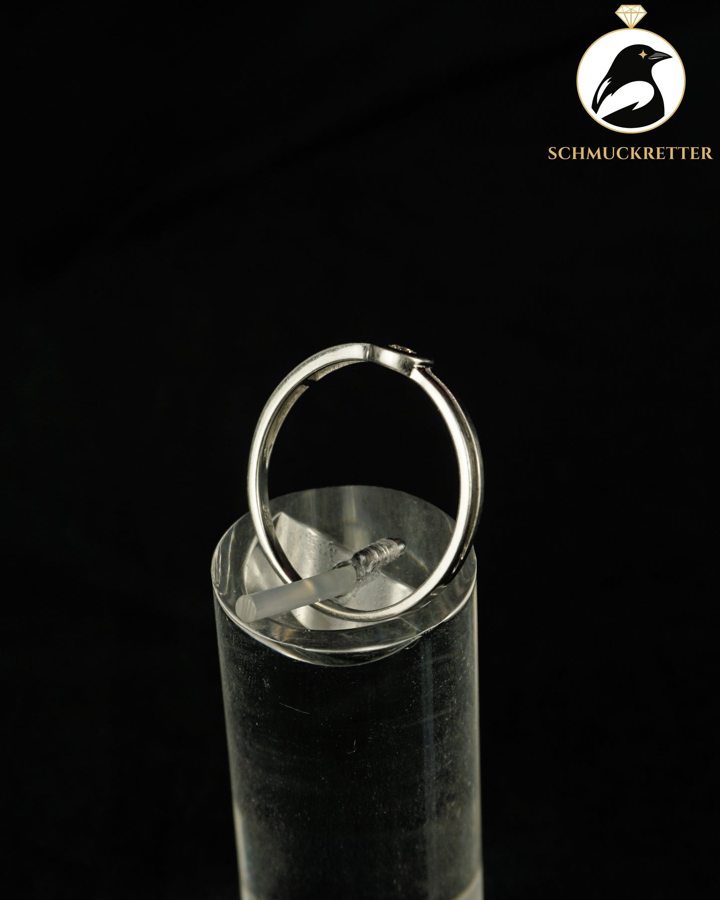 Ring aus 925 Silber mit einem Zirkonia, Gr. 57