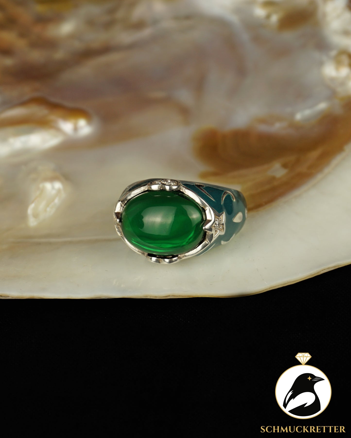 David Sigal: Ring aus 925 Silber mit grünem Stein & Emaille, Gr. 57
