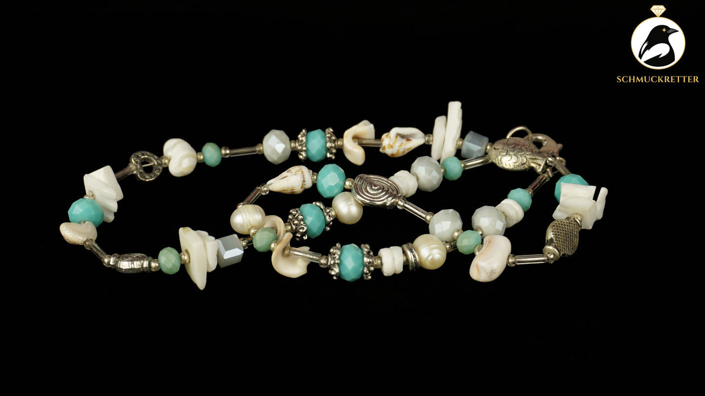 Kette 'Mermaid Trinkets' - mit Muscheln, Perlen & Glassteinen