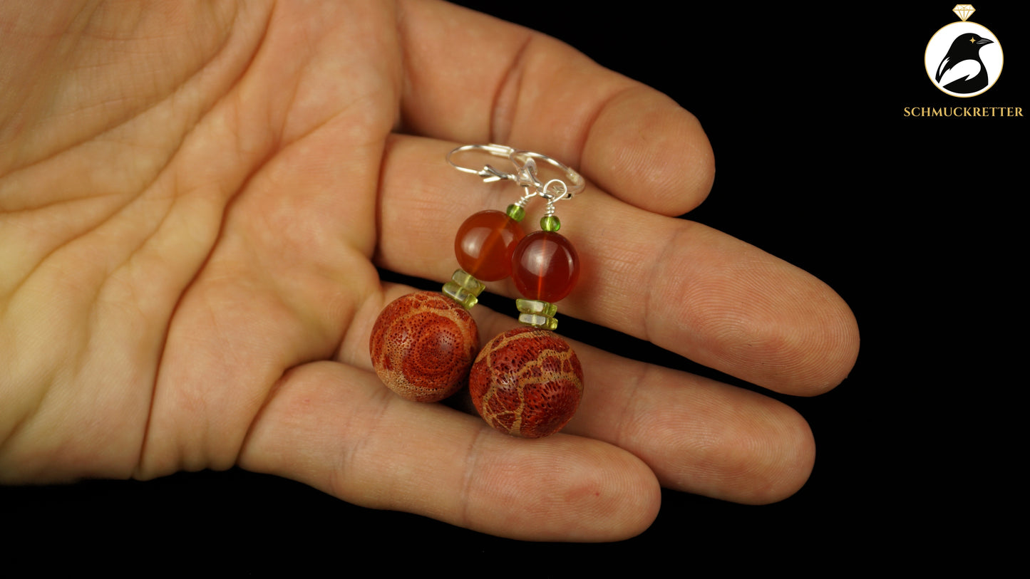 Ohrringe 'Tanz der Clownfische' aus 925 Silber - mit Korallen, Peridot, Karneol